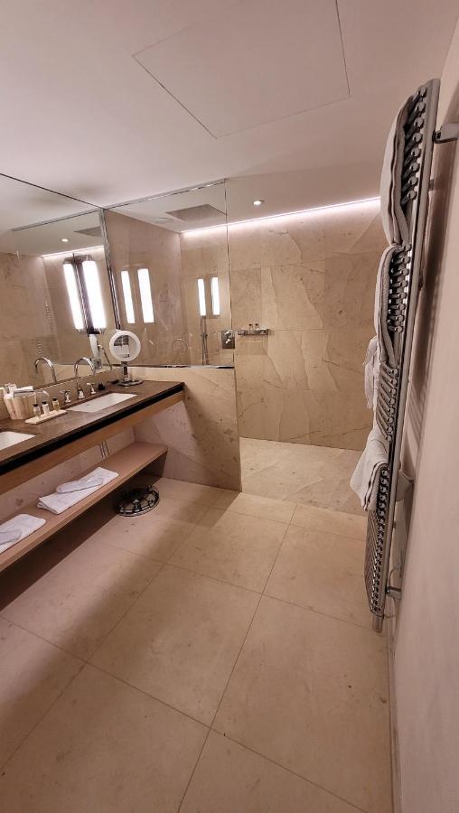 Auberge Saint Walfrid Hotel Restaurant & Spa 사르게민즈 외부 사진