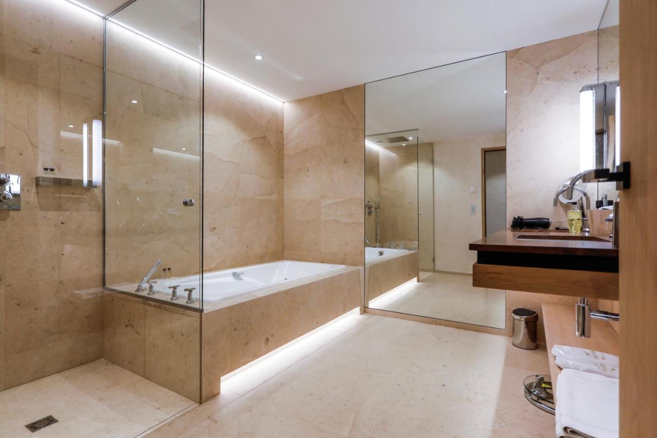 Auberge Saint Walfrid Hotel Restaurant & Spa 사르게민즈 외부 사진