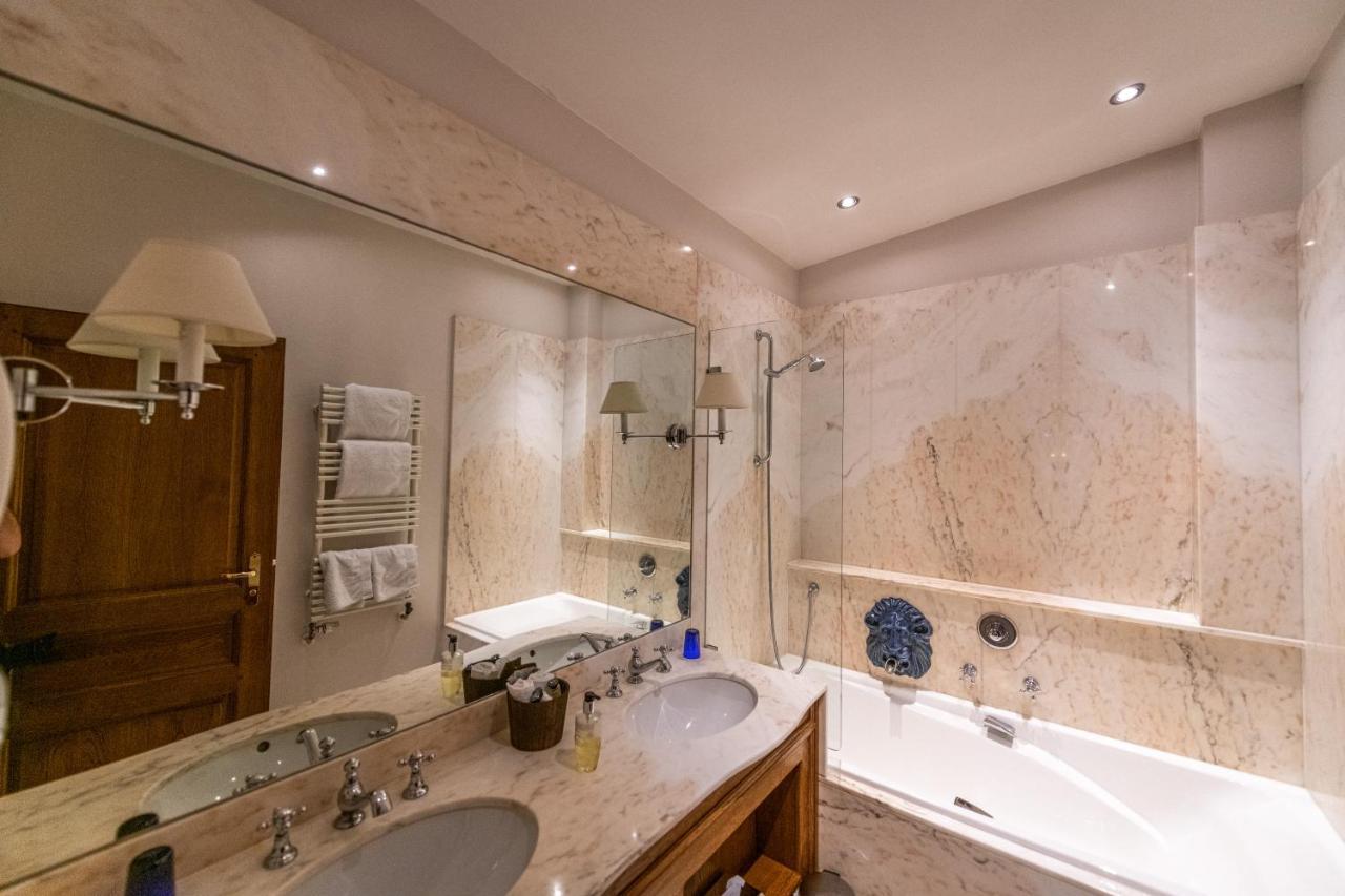 Auberge Saint Walfrid Hotel Restaurant & Spa 사르게민즈 외부 사진