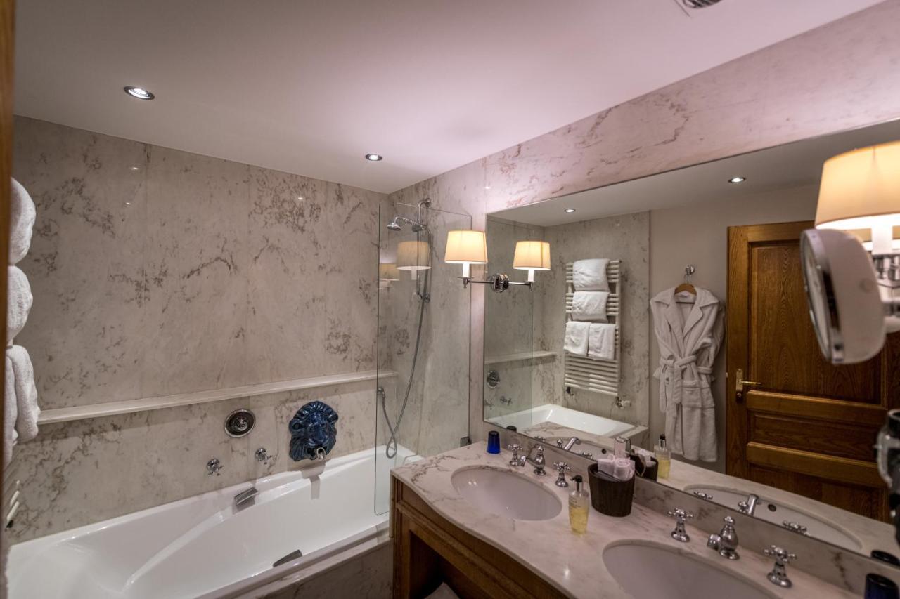 Auberge Saint Walfrid Hotel Restaurant & Spa 사르게민즈 외부 사진